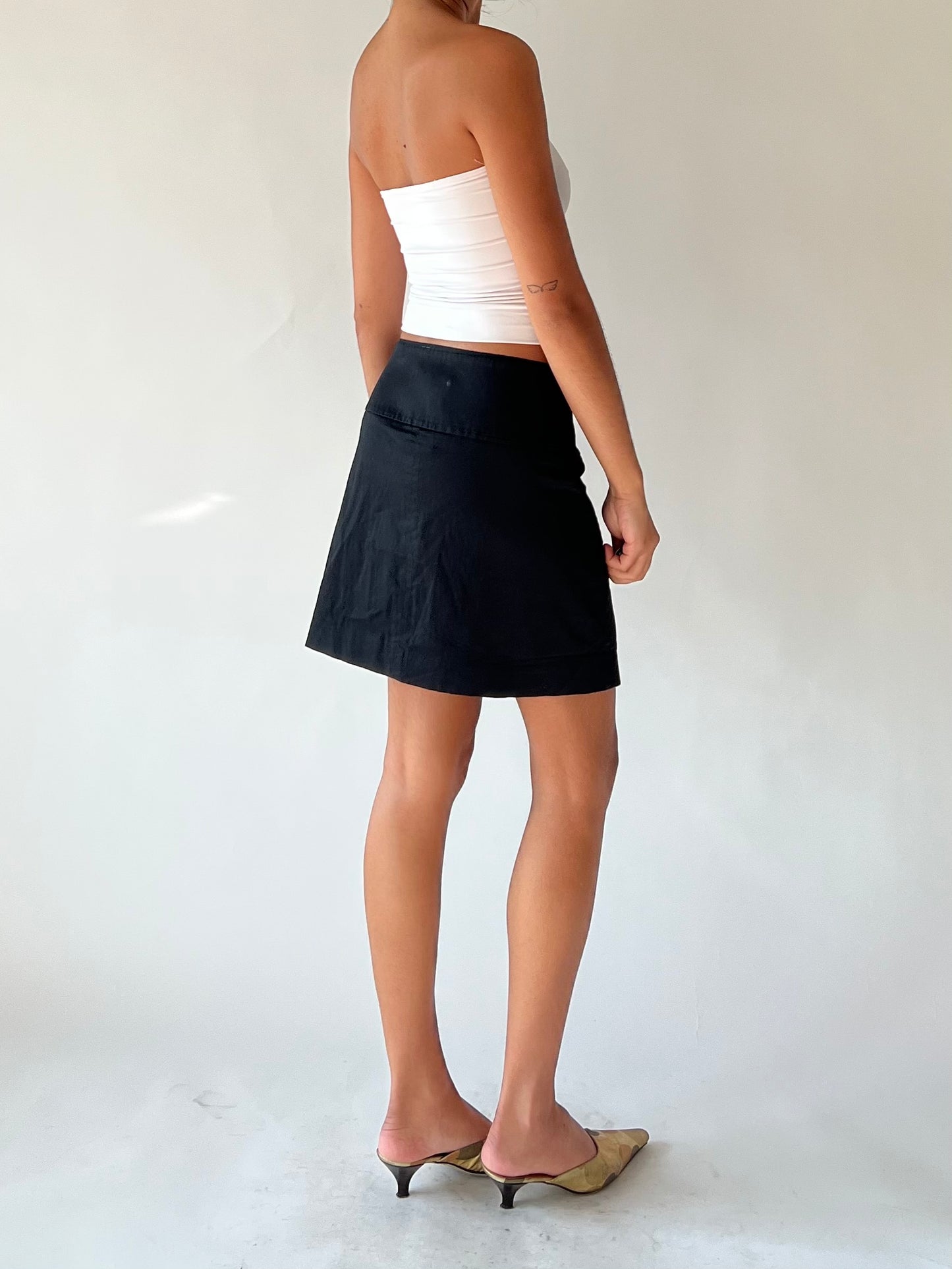 black mini skirt