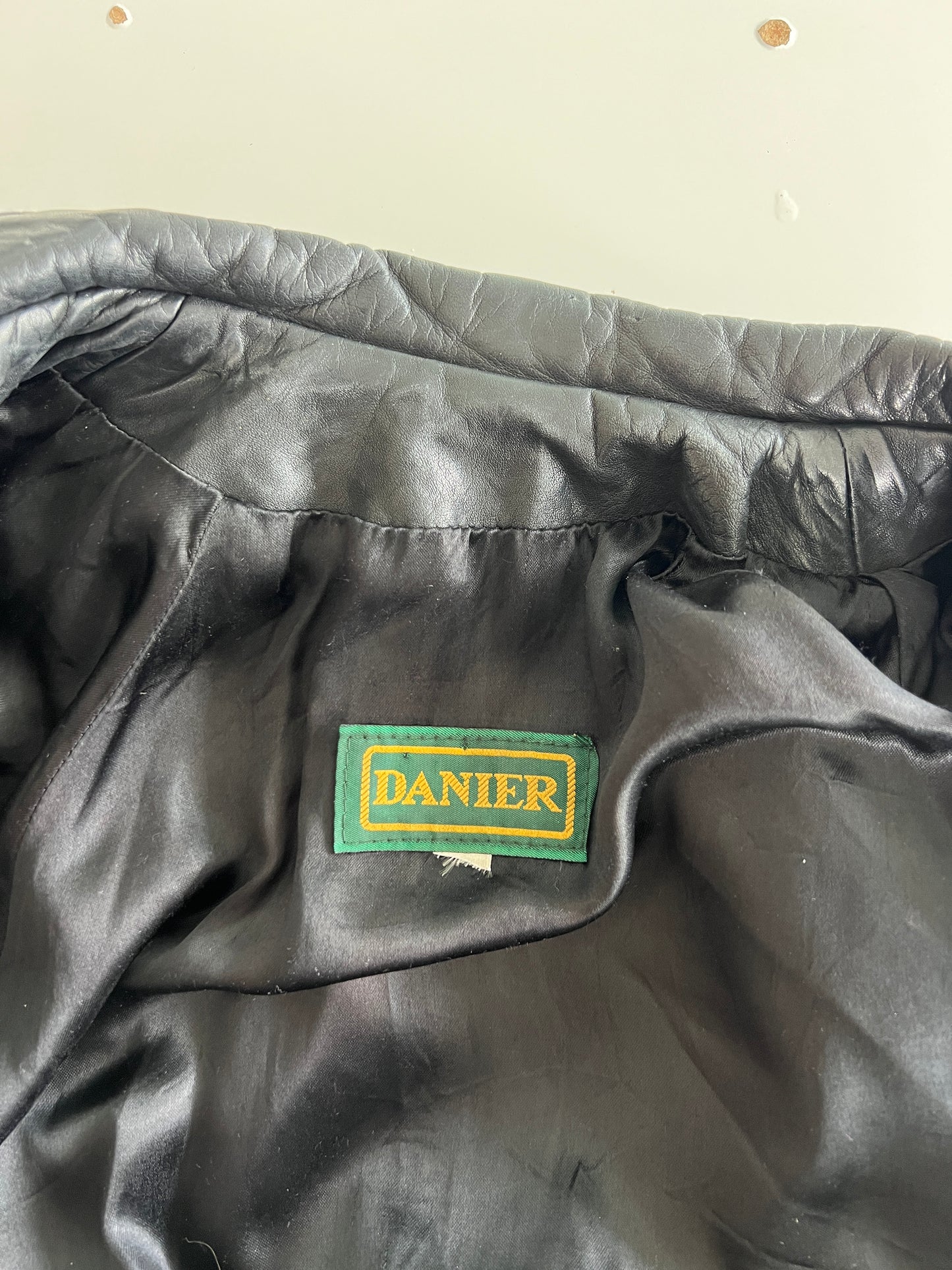 80s danier cropped leather blazer