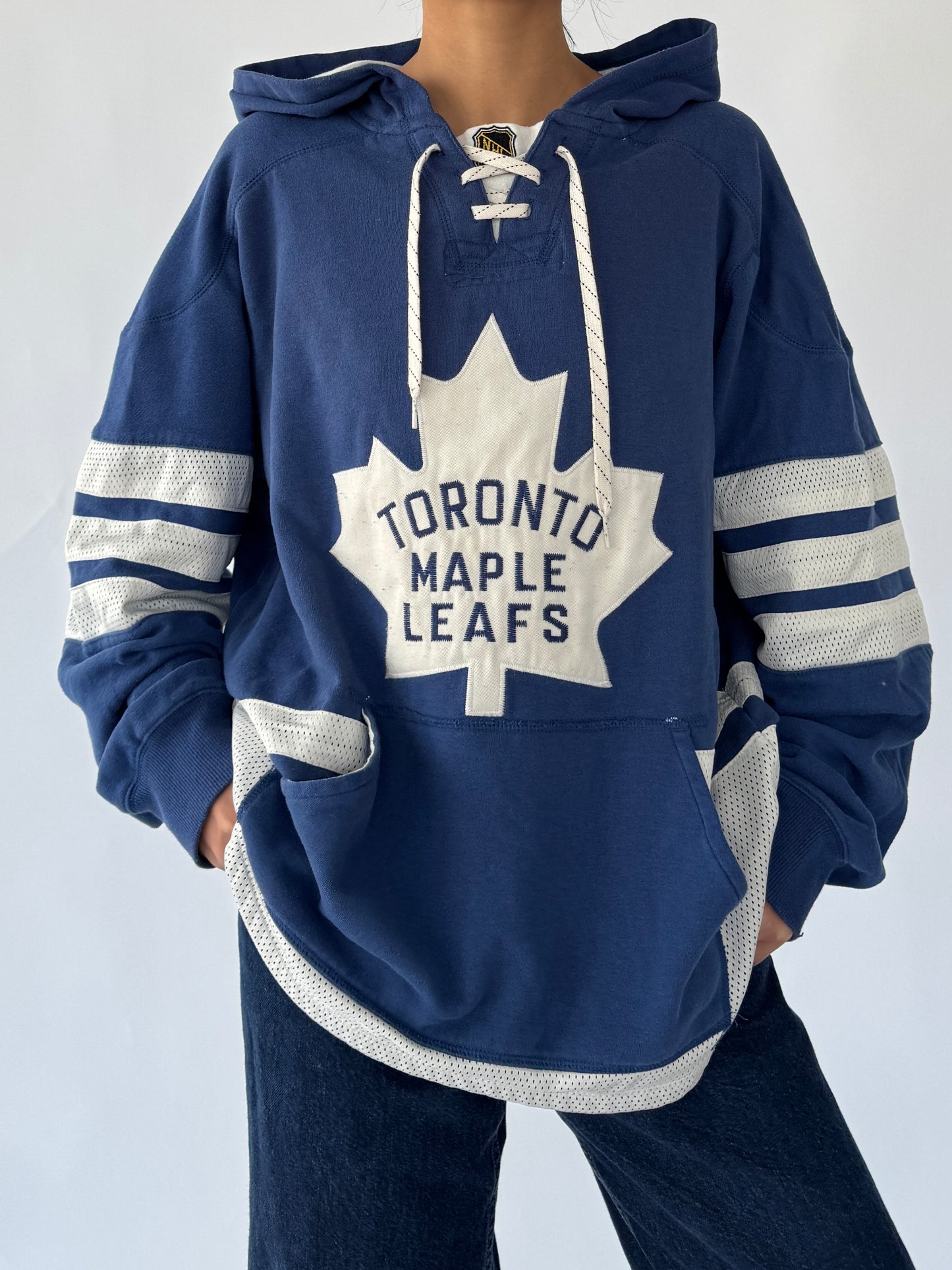 maple leafs rugby jersey