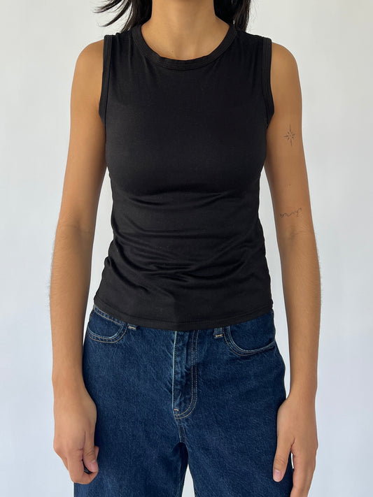 90s black tank top