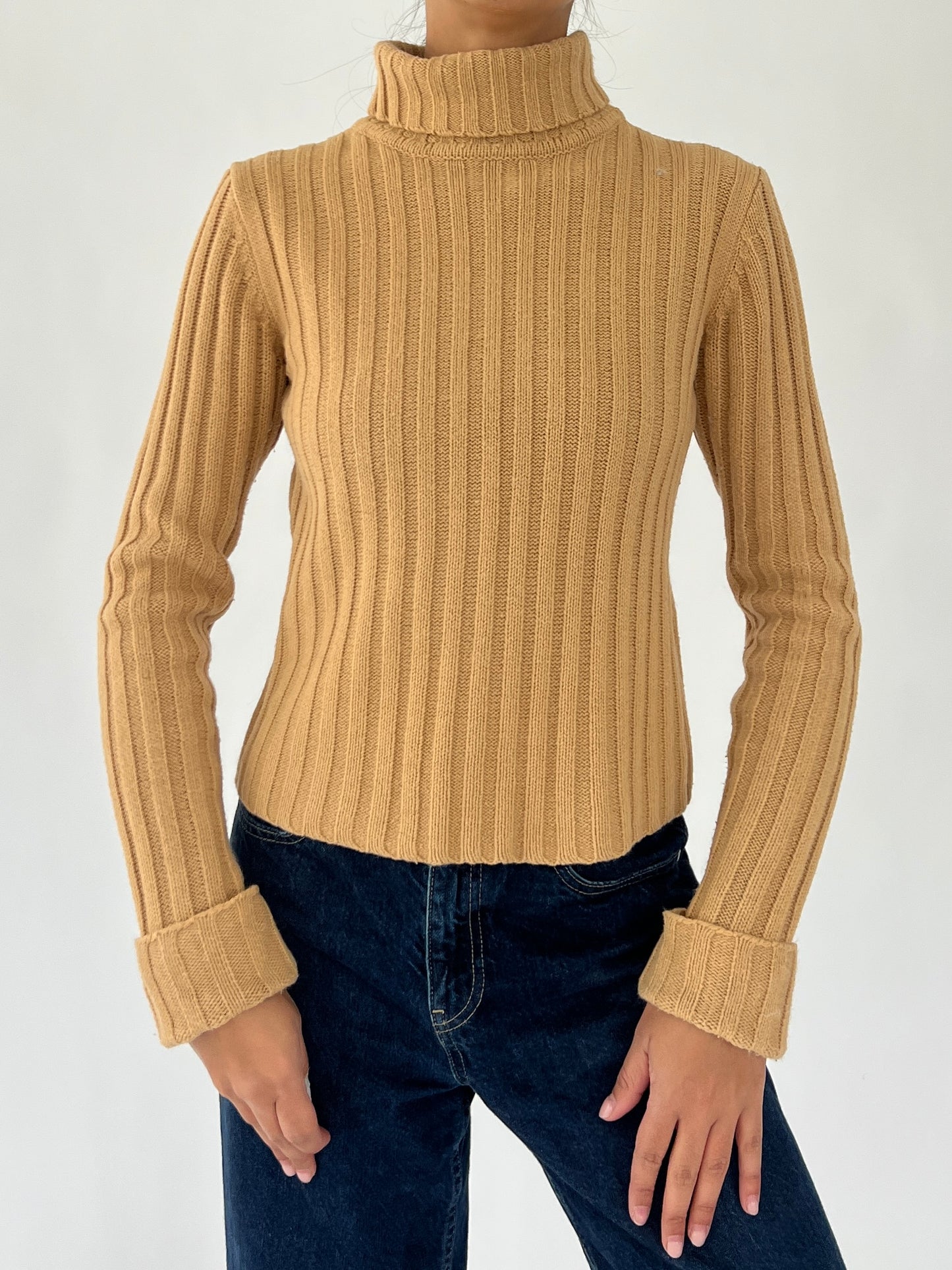 2000s ribbed turtleneck