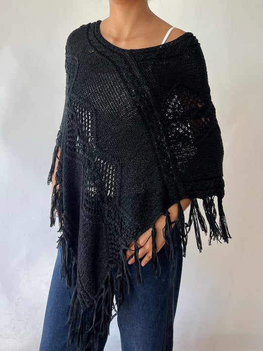 2000s black shaul poncho