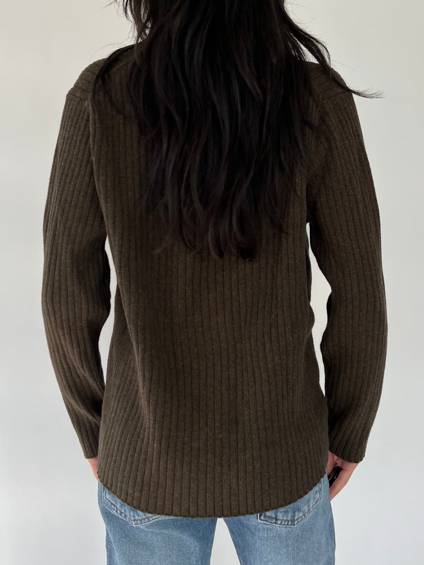 2000s gap sweater